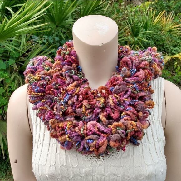 EUC ECHO Fuzzy PomPom Style Multicolored Scarf Made in Italy - Picture 4 of 9